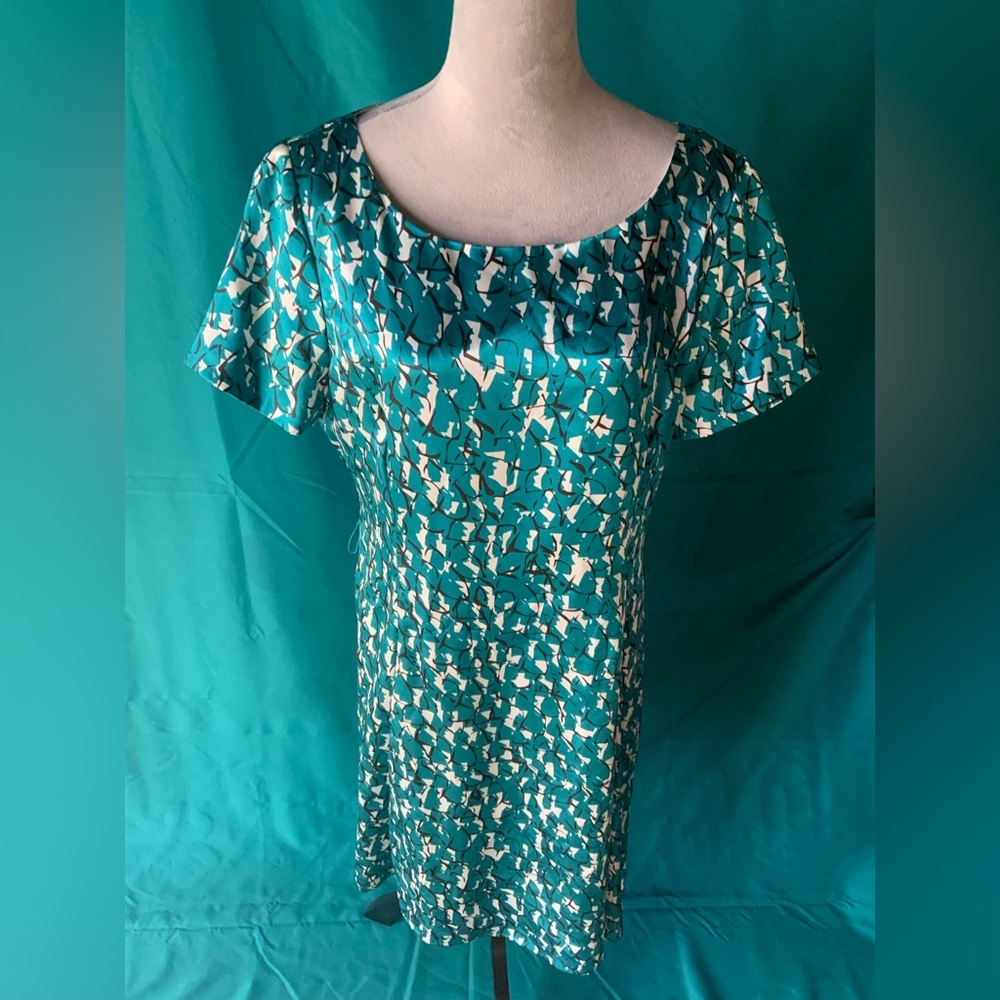 ALEX MARIE PETITE, WOMENS’ 14P SHORT SLEEVE DRESS, HORIZON BLUE/BROWN/White, EUC